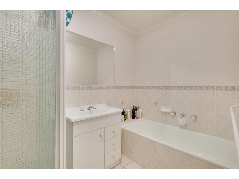 52 Warrumbul Street, Ngunnawal ACT 2913