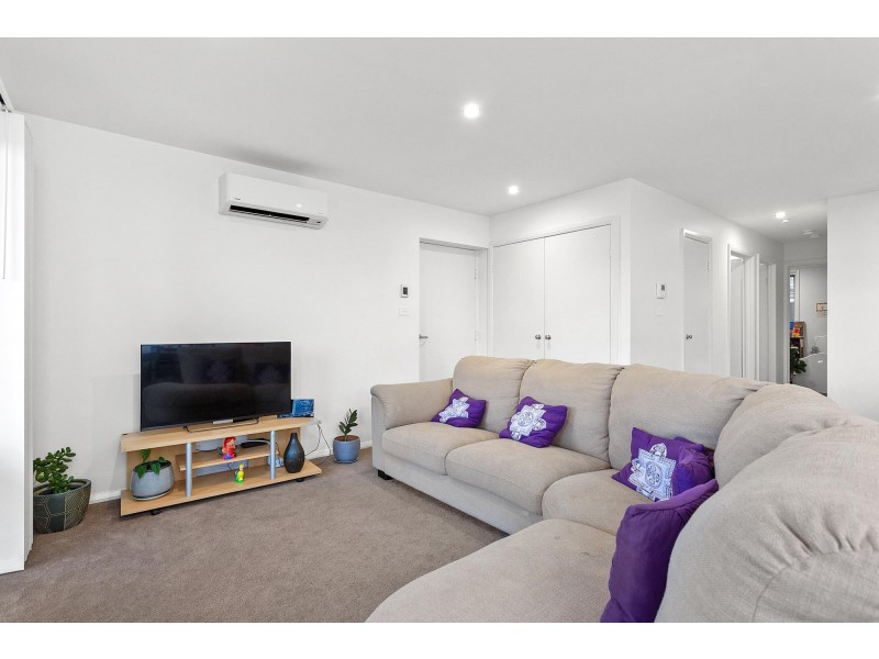 16/281 Flemington Road, Franklin ACT 2913
