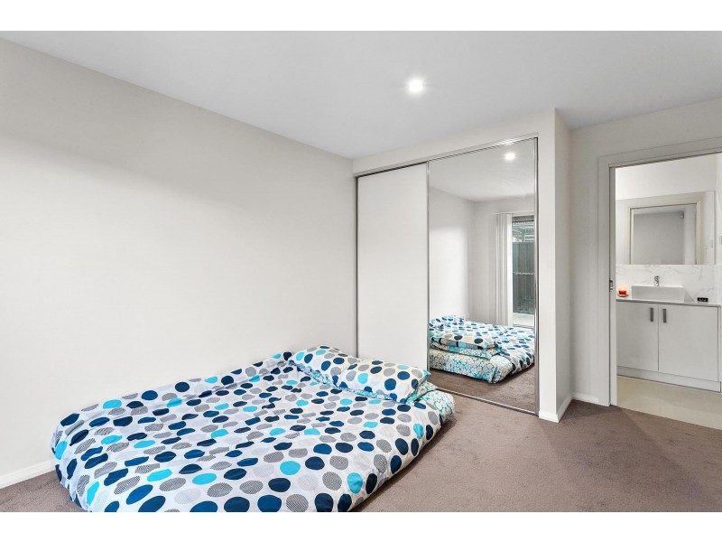 16/281 Flemington Road, Franklin ACT 2913