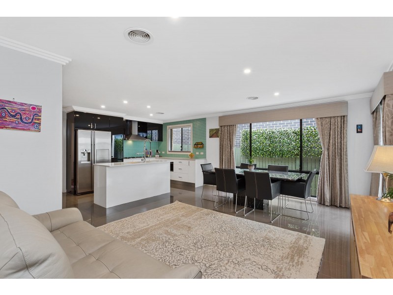 5 Madi Way, Ngunnawal ACT 2913