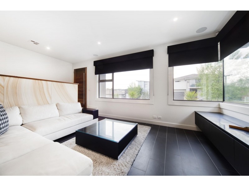 33 Buchan Crescent, Forde ACT 2914