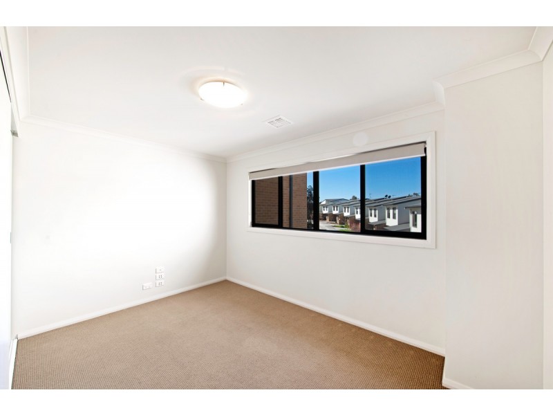 10/16 Ray Ellis Crescent, Forde ACT 2914