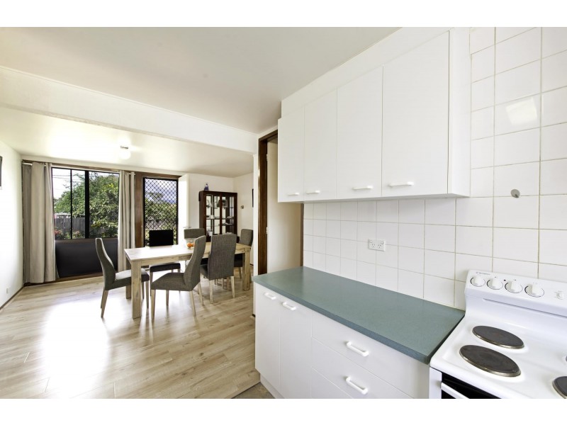 17 Cumbrae Place, Kambah ACT 2902