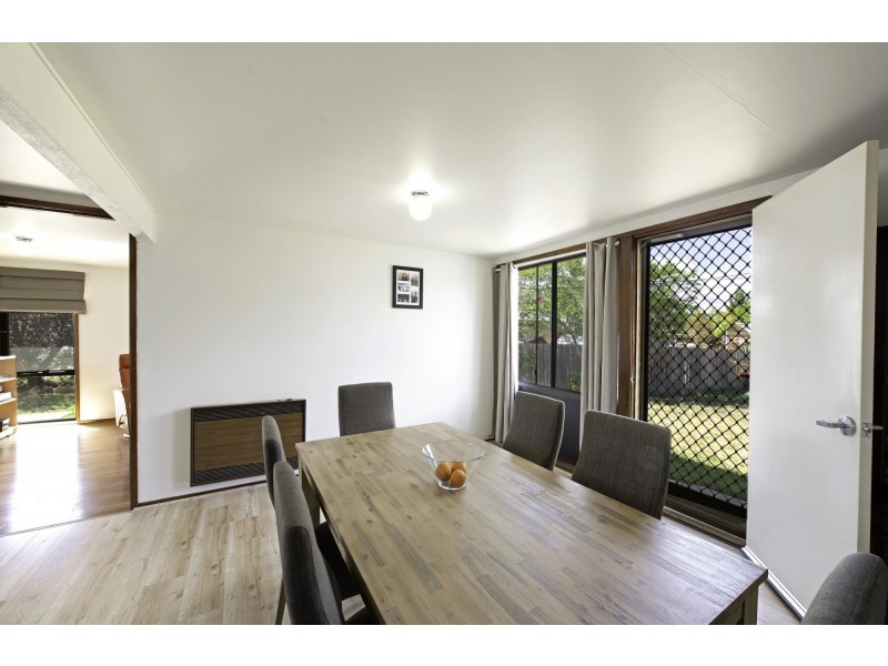 17 Cumbrae Place, Kambah ACT 2902