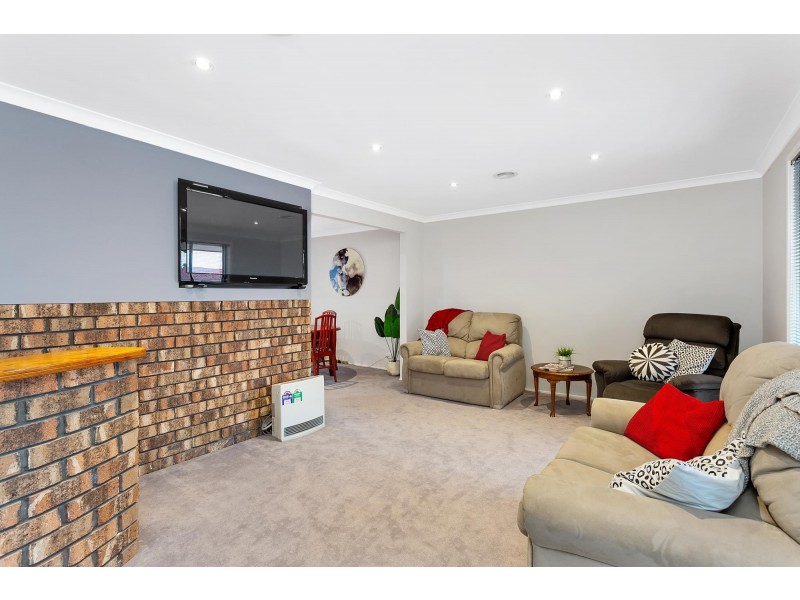 31 Diamantina Crescent, Kaleen ACT 2617