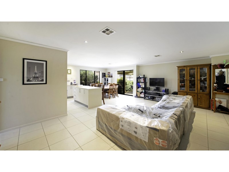 20 Kalianna Street, Harrison ACT 2914