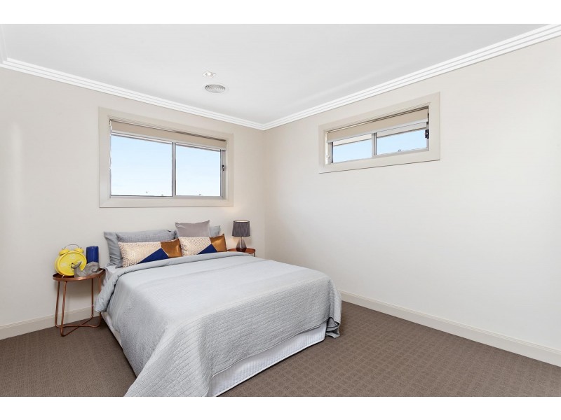 135 Hoskins Street, Franklin ACT 2913