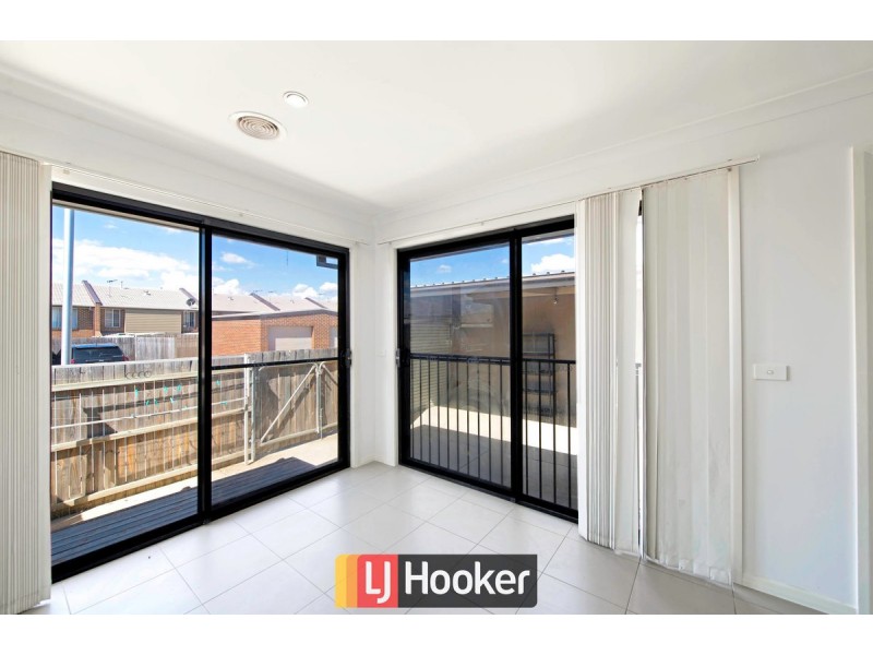 27 Stanner Circuit, Bonner ACT 2914