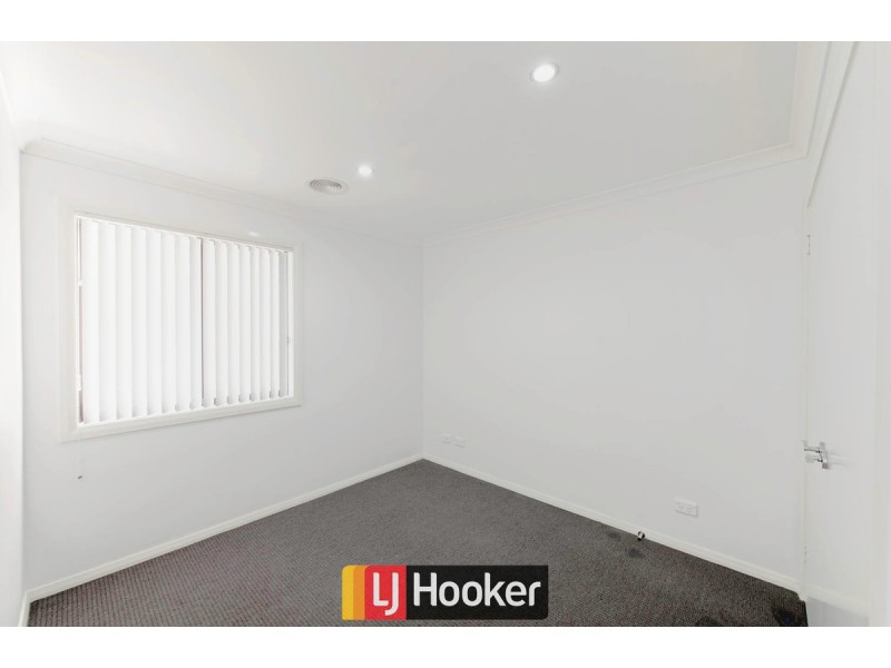 27 Stanner Circuit, Bonner ACT 2914