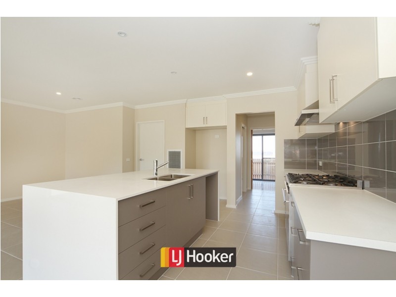 118 Greg Urwin Circuit, Casey ACT 2913