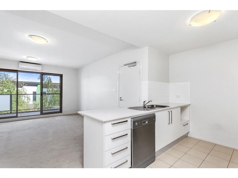 112/311 Flemington Road (Synergy), Franklin ACT 2913