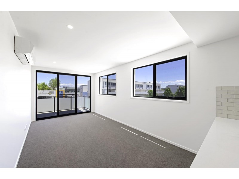 15/2 Hinder Street, Gungahlin ACT 2912