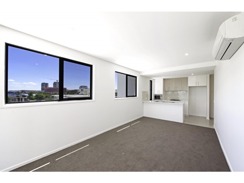 15/2 Hinder Street, Gungahlin ACT 2912