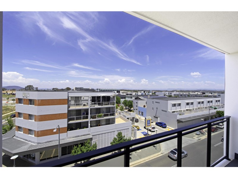 1 Bed + Study 79/2 Hinder Street, Gungahlin ACT 2912