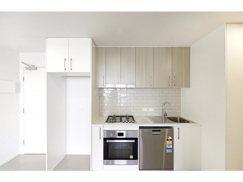 1 Bed + Study 79/2 Hinder Street, Gungahlin ACT 2912