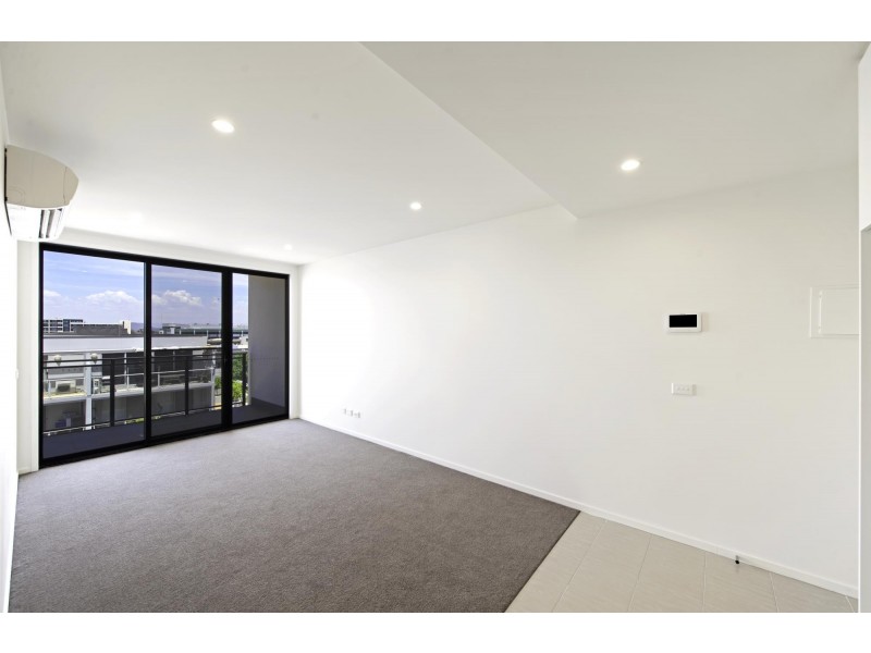 1 Bed + Study 79/2 Hinder Street, Gungahlin ACT 2912