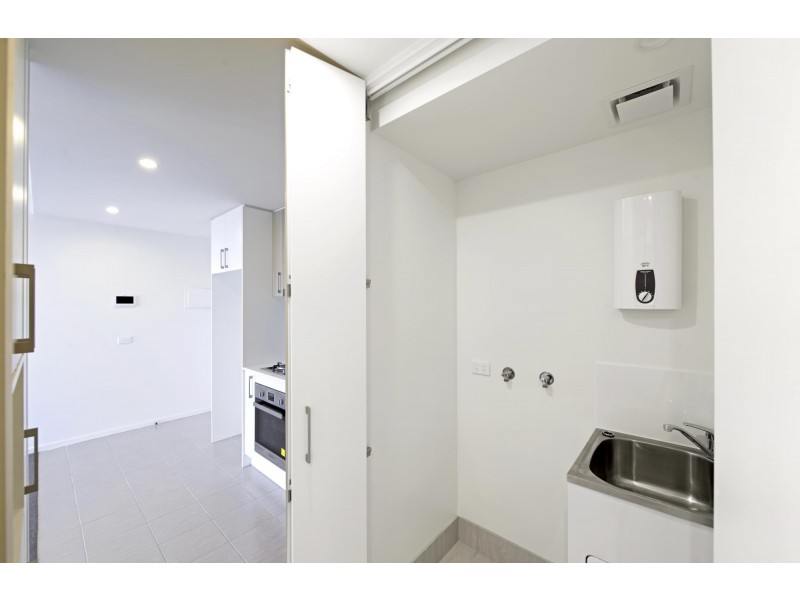 1 Bed + Study 79/2 Hinder Street, Gungahlin ACT 2912