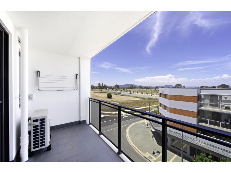 1 Bed + Study 79/2 Hinder Street, Gungahlin ACT 2912