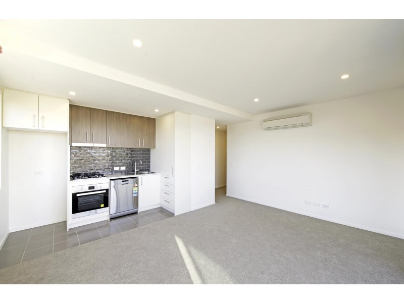 100/2 Hinder Street, Gungahlin ACT 2912