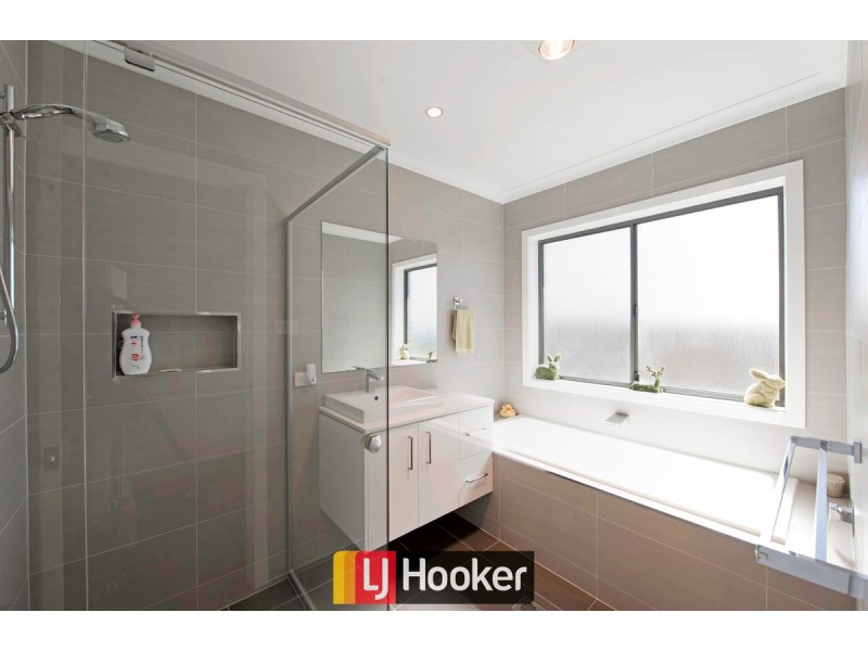 56 Clancy McKenna Crescent, Bonner ACT 2914