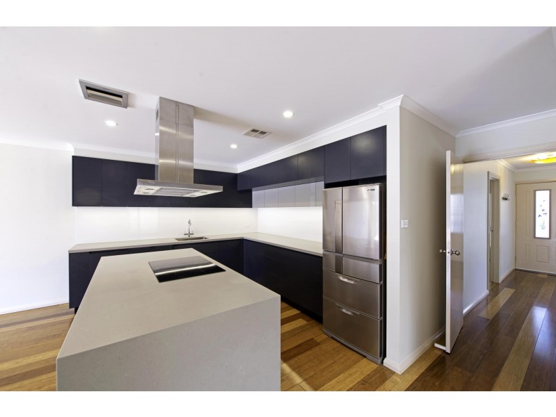 187 Anthony Rolfe Avenue, Gungahlin ACT 2912