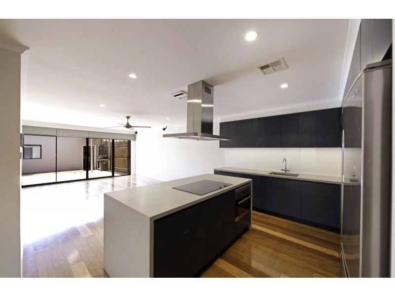 187 Anthony Rolfe Avenue, Gungahlin ACT 2912