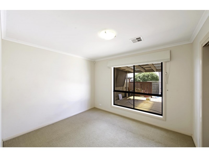 187 Anthony Rolfe Avenue, Gungahlin ACT 2912