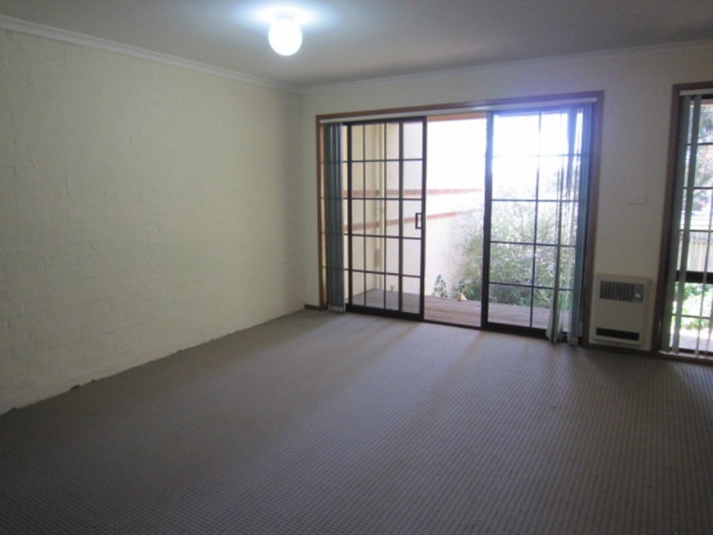 18/11 Flack Street, Holt ACT 2615