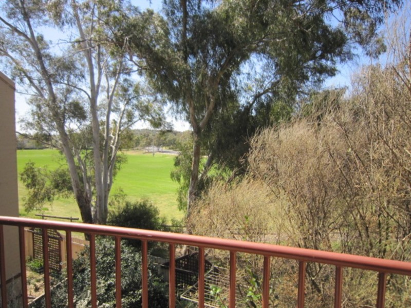 18/11 Flack Street, Holt ACT 2615