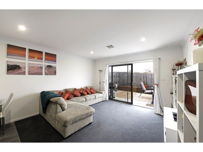 8/2 McGovern Street, Casey ACT 2913