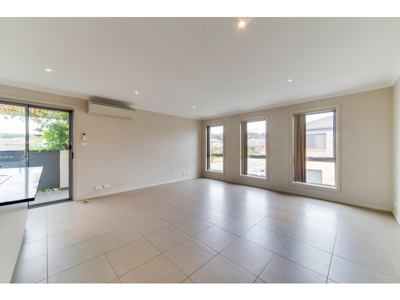 6 Plimsoll Drive, Casey ACT 2913