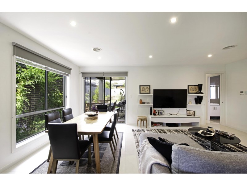 7 Foy Street, Forde ACT 2914