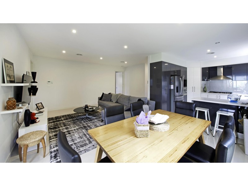 7 Foy Street, Forde ACT 2914