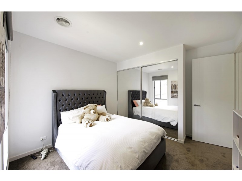 7 Foy Street, Forde ACT 2914