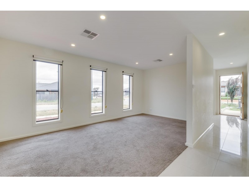 26 Gudamang Street, Ngunnawal ACT 2913