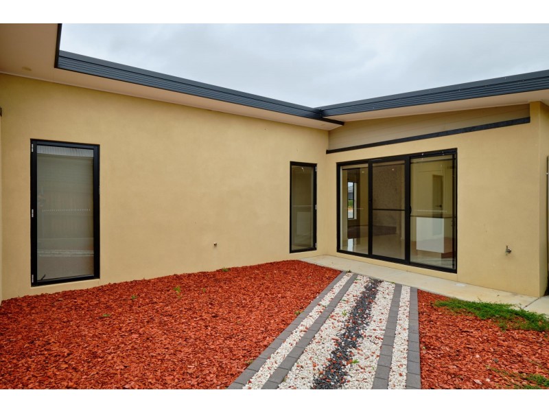 26 Gudamang Street, Ngunnawal ACT 2913
