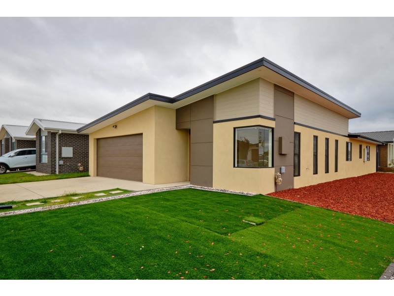 26 Gudamang Street, Ngunnawal ACT 2913