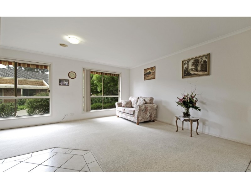 13/2 Lander Crescent, Amaroo ACT 2914