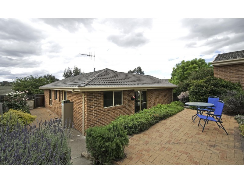 13/2 Lander Crescent, Amaroo ACT 2914