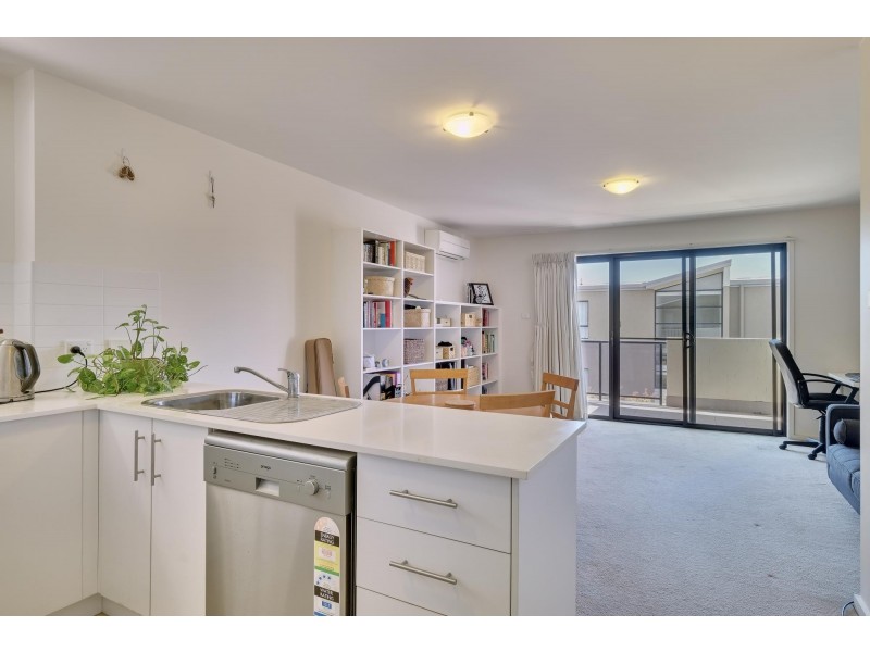 29/1 Gungahlin Place, Gungahlin ACT 2912