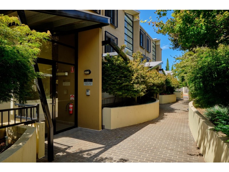 29/1 Gungahlin Place, Gungahlin ACT 2912