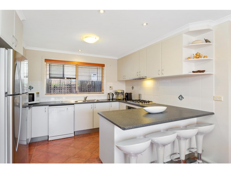 16 Angell Place, Banks ACT 2906