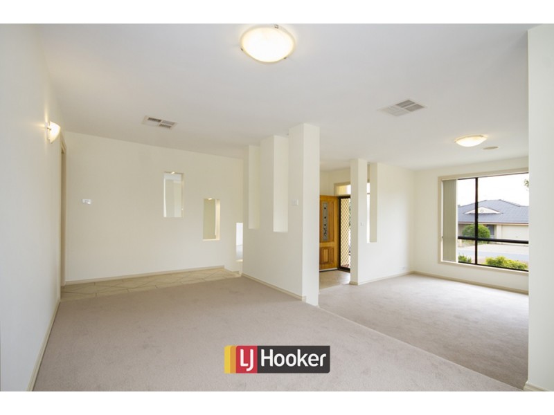 12 John Winter Street, Gungahlin ACT 2912