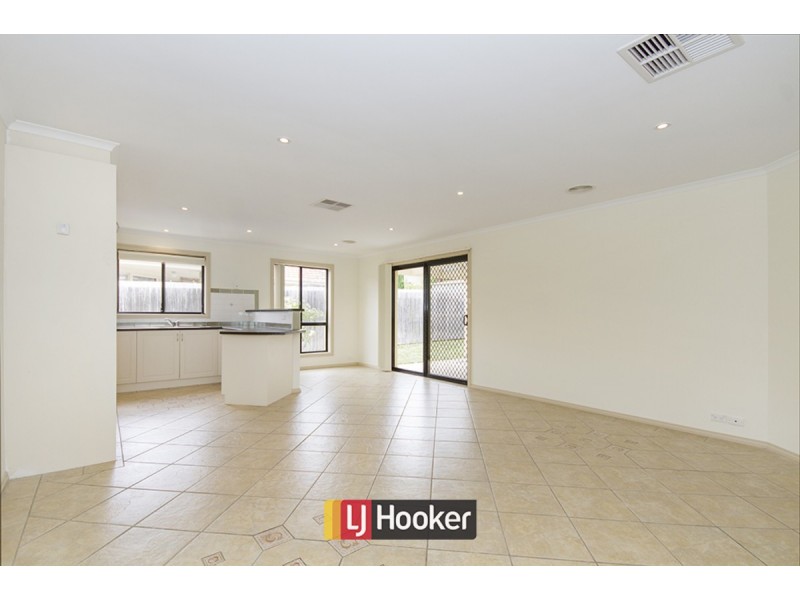 12 John Winter Street, Gungahlin ACT 2912
