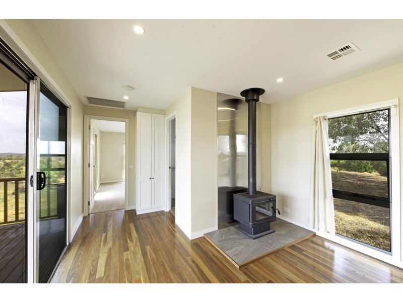 187a Carrington Road, Wallaroo NSW 2618