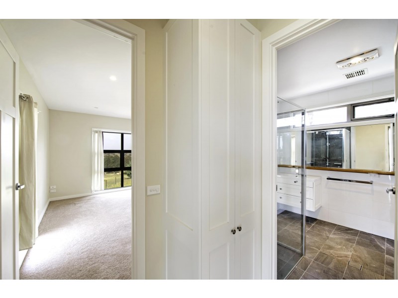 187a Carrington Road, Wallaroo NSW 2618