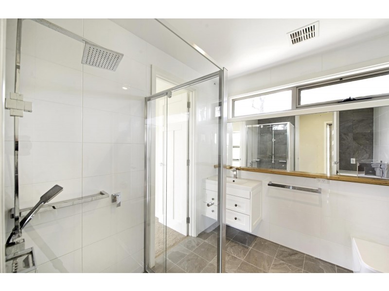 187a Carrington Road, Wallaroo NSW 2618