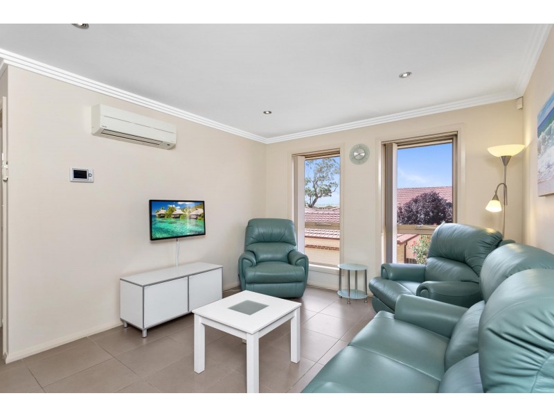 129 Anthony Rolfe Avenue, Gungahlin ACT 2912
