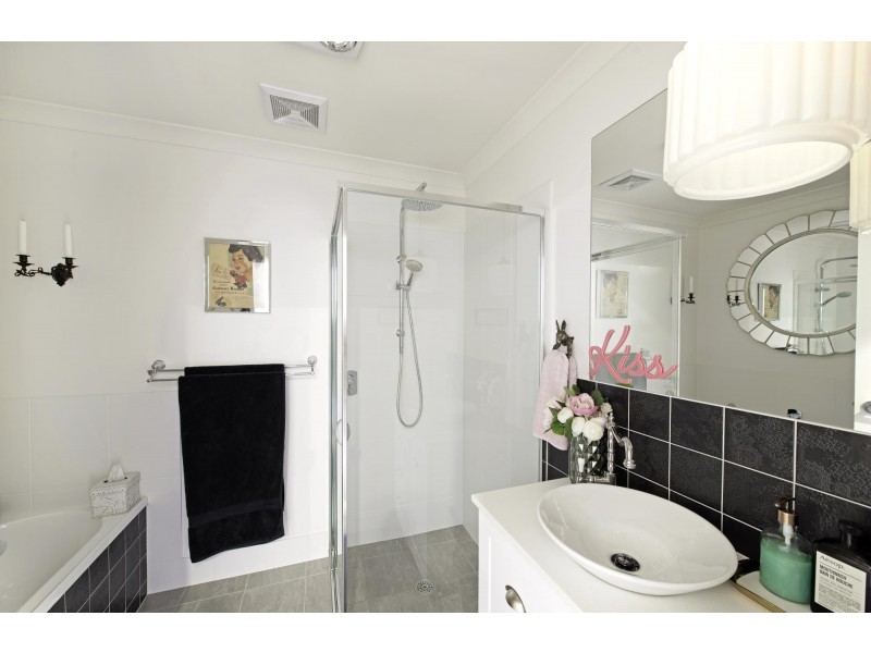 50 Lansdown Crescent, Casey ACT 2913