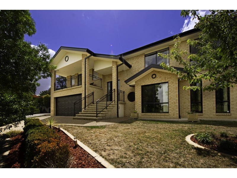 17 Lander Crescent, Amaroo ACT 2914